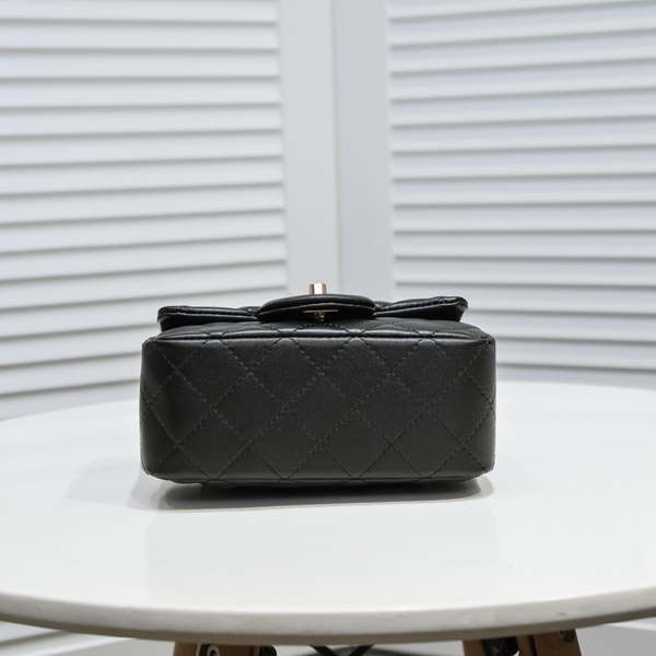 シャネルバッグ内部構造